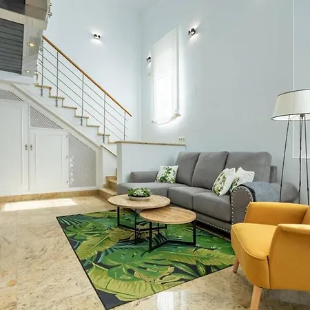 Becas Alameda Duplex By Valcambre Apartamento