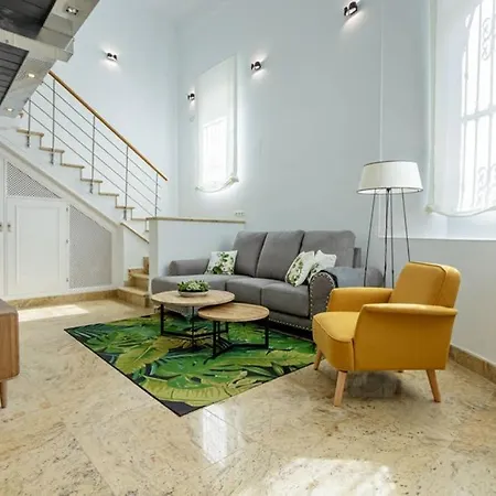 Becas Alameda Duplex By Valcambre Apartamento *