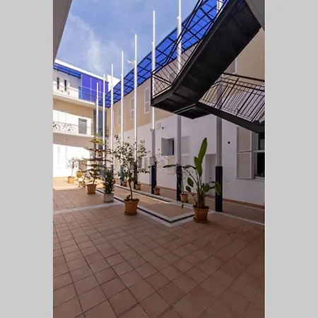 Becas Alameda Duplex By Valcambre